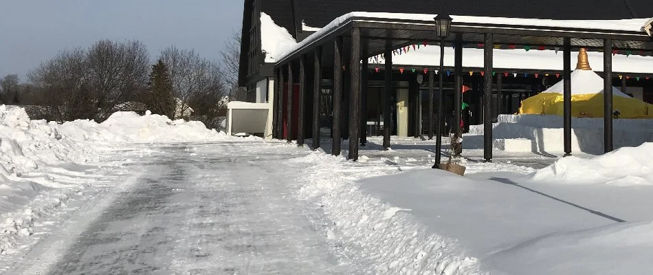 Snow outside a commercial property in Delaware, OH.